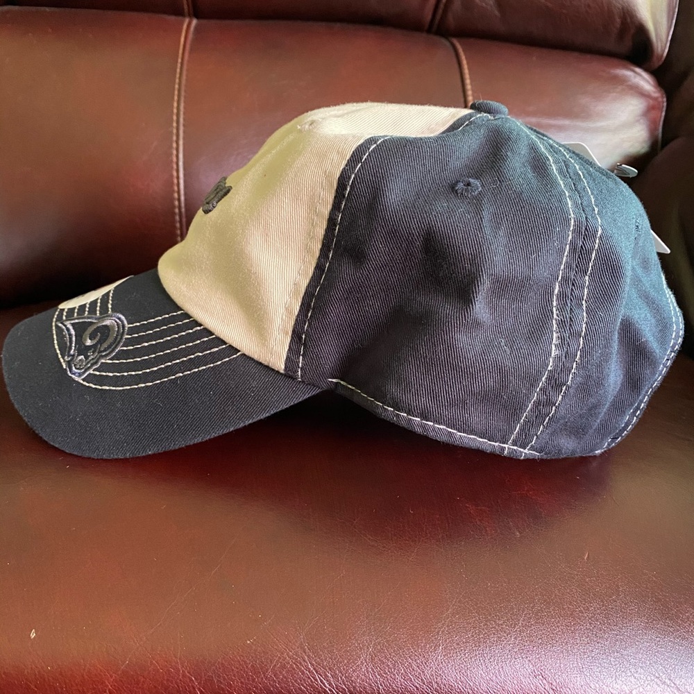 Los Angeles RAMS Cap - Picture 3 of 8